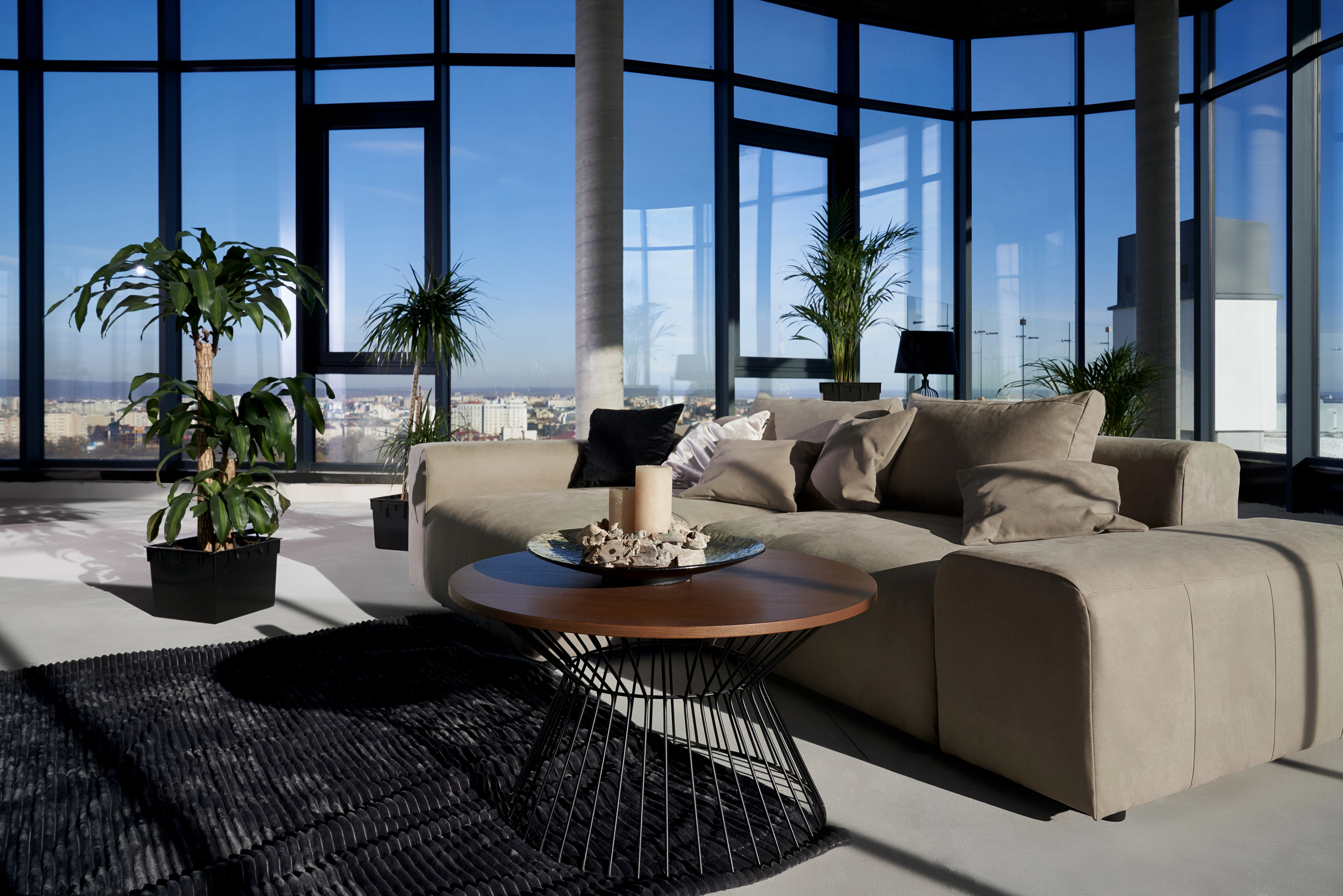 Luxury Penthouse Suite